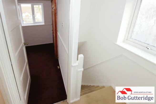 FIRST FLOOR LANDING