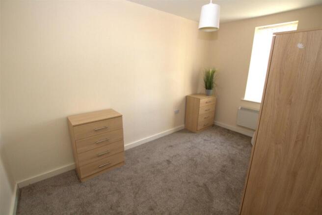 bedroom 2 .jpg