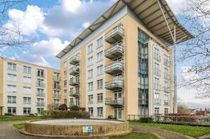 28, The Meridian, Kenavon Drive, Reading RG1 3DG
