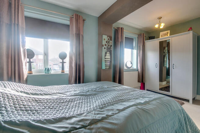 Master Bedroom - ...