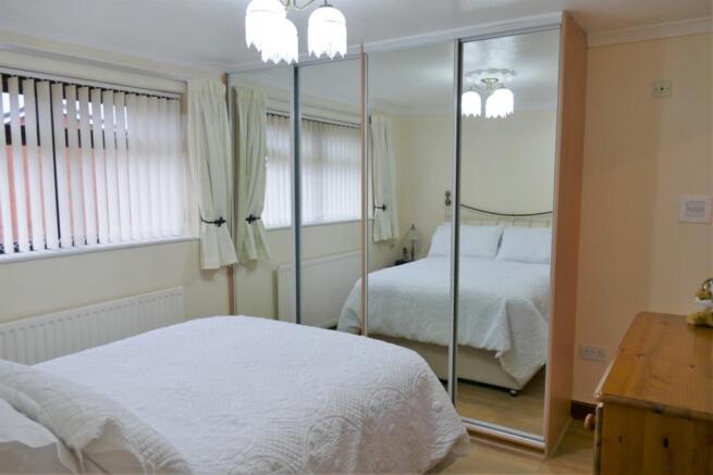 Bed 1 a