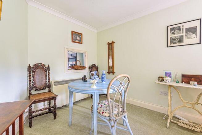 Sitting/Dining Room