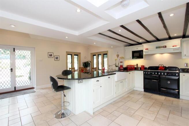 Kitchen.JPG