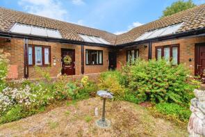 Flat 10, Bridge Court, Middlebridge Street, Romsey SO51 8HT