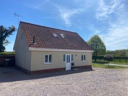 Gatehouse, Park Lane, Reymerston, Garvestone NR9 4EU