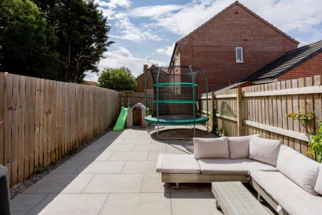 3 bed Semi-Detached for sale Image 10