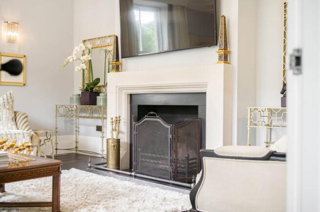 4 bed Detached for sale Image 11