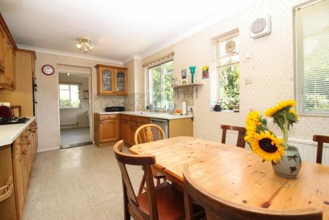 Kitchen/Breakfast Ro