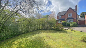 1, Simcoe Place, Cullompton EX15 3RB