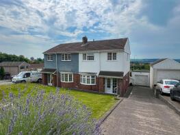 2, Hunters Ridge, Brackla, Bridgend CF31 2LH