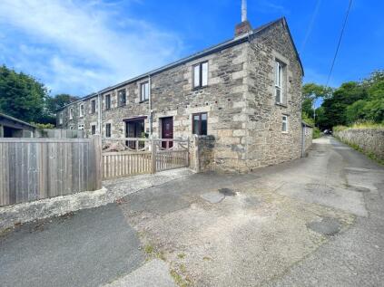 Five bedroom house, plus one bedroom annexe - Helston