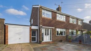 5, Bronyon Close, Bury St. Edmunds IP33 3XB
