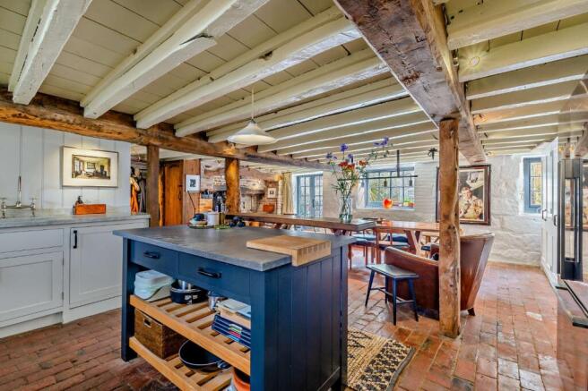 Kitchen/Dining