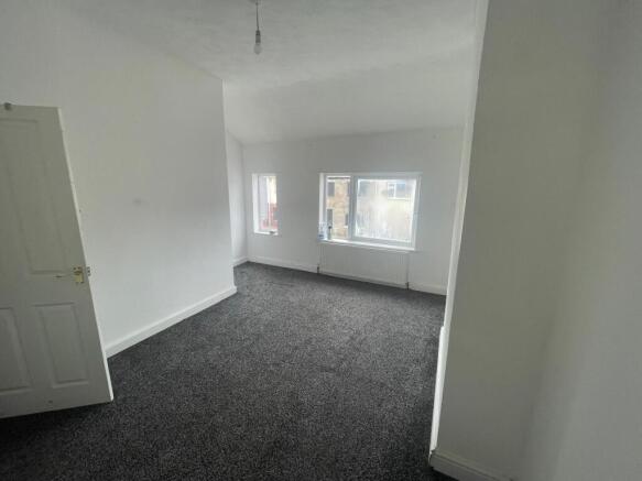 3 bed Terraced for sale Image 6