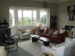 Lounge/Dining Room 2