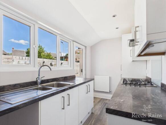 3 bed Terraced for sale Image 5