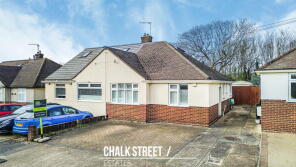 16, Rossall Close, Hornchurch RM11 1BP