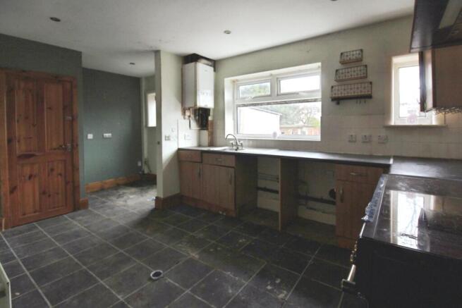 3 bed Terraced for sale Image 9
