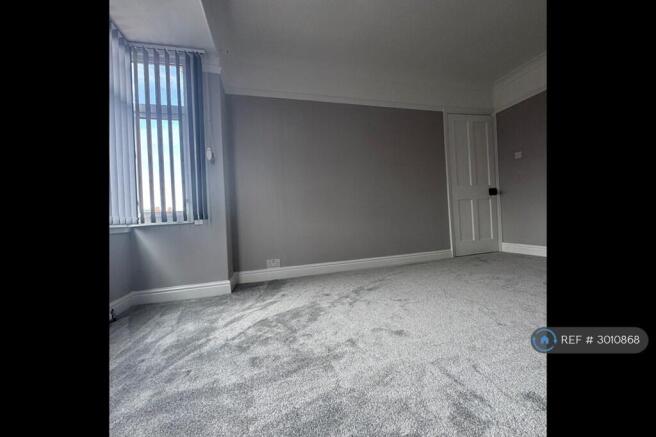 3 bed Semi-Detached to rent Image 10