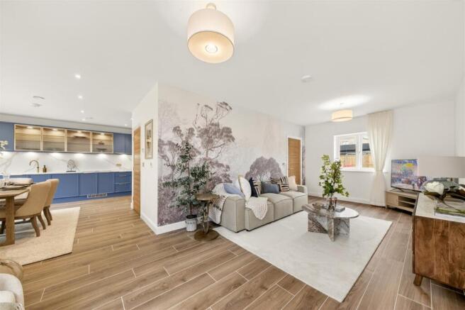 4 bed Detached for sale Image 7