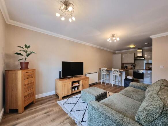 Open Plan Lounge/Kitchen