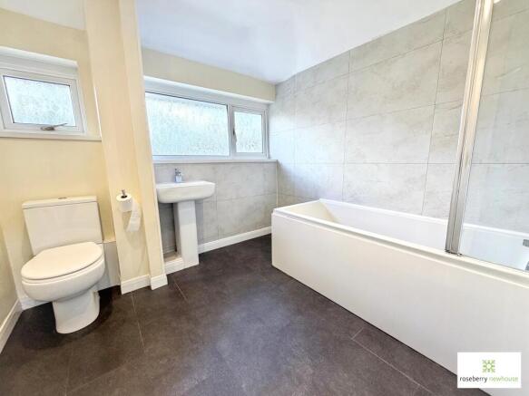 3 bed Detached for sale Image 6