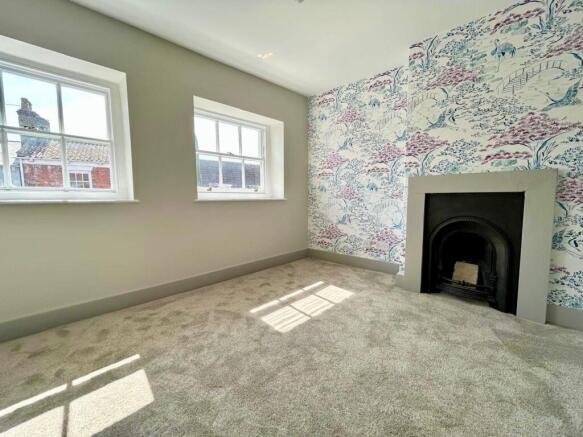 2 bed Flat to rent Image 5