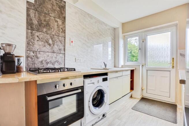 3 bed Detached for sale Image 5