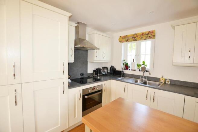 Kitchen / Dining Roo