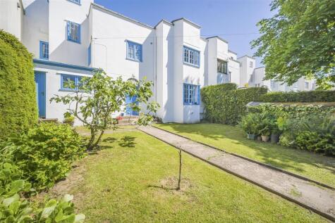 Pwll-Y-Myn Crescent, Peterston-Super-Ely