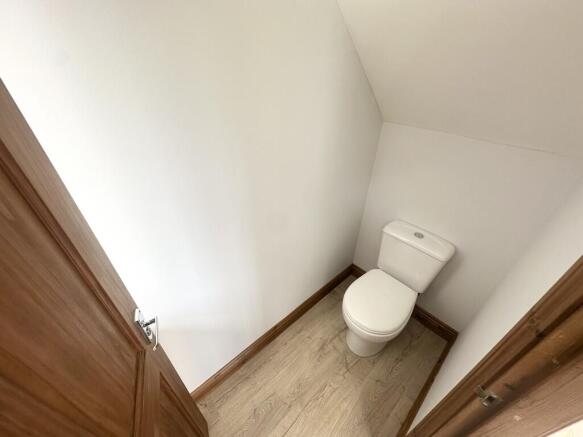 3 bed Detached to rent Image 10