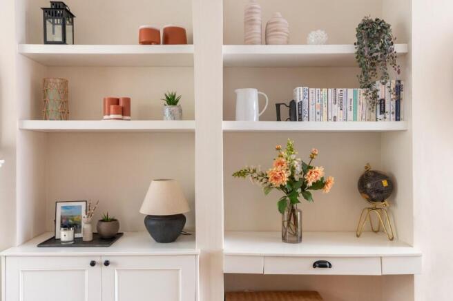 0B4RBN - Living Room D.jpg