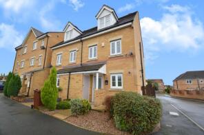 19, Stonecrop Drive, Castleford WF10 5BT