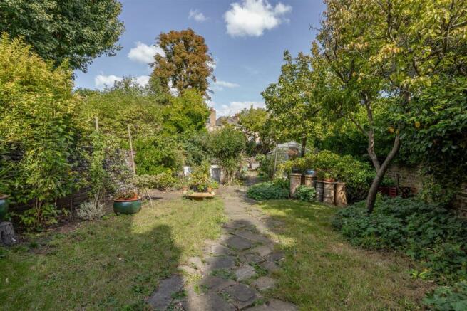 Amhurst Road, E8