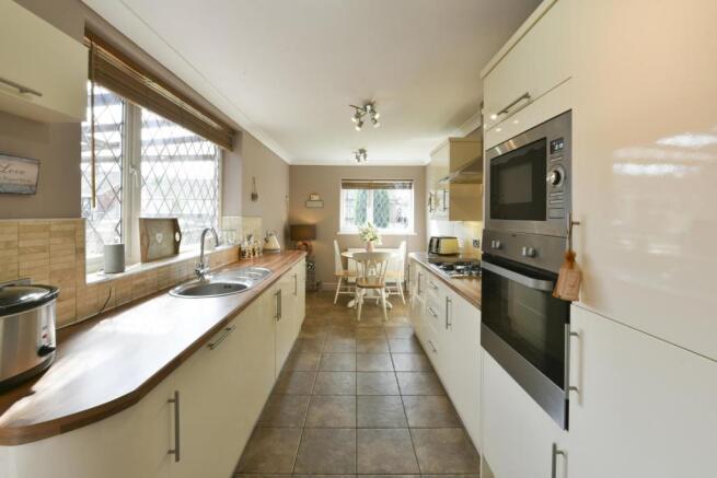 Kitchen 2