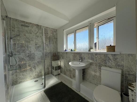 Bathroom 2