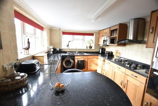 Kitchen / Breakfast Room
