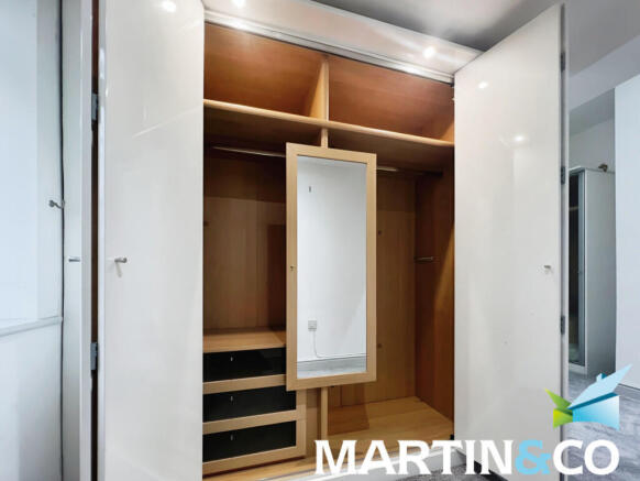 2 bed Apartment to rent Image 12