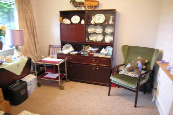 Bed 3 Dining Room