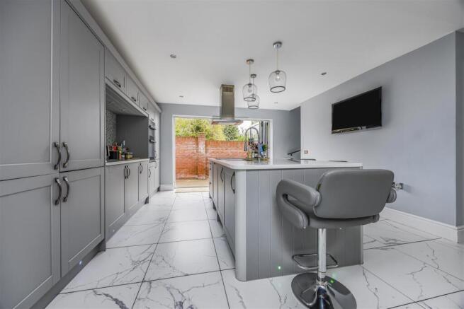 1B South Road, Drayton-PorticoMarketing-SoldBy-24.