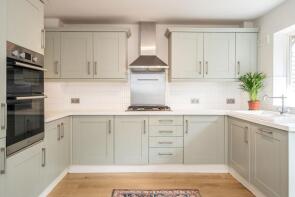 6, Lord Roberts Mews, London SW6 2DW