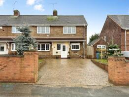 39, Dickens Road, Worksop S81 0DR