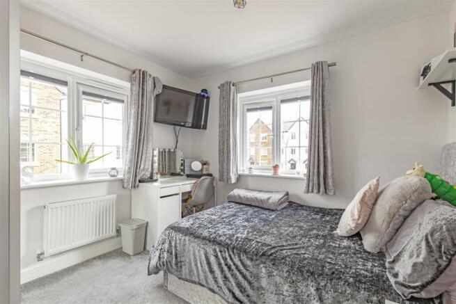 Bedroom 3-1.jpg