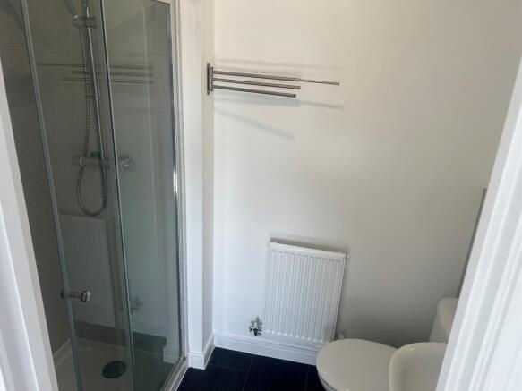3 bed Detached to rent Image 10