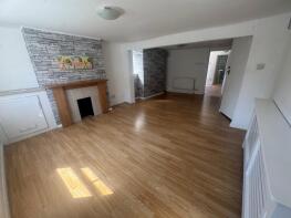4, Hallcroft Road, Peterborough PE7 1LP