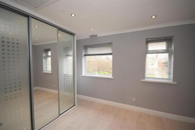 Bedroom 1 (rear)