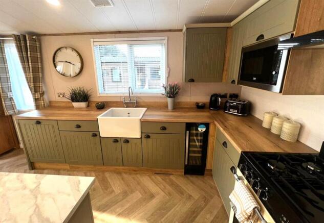 2 bed Lodge for sale Image 11
