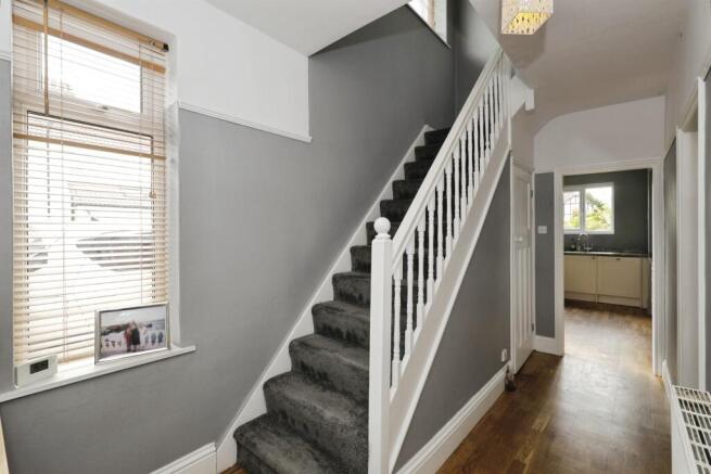 3 bed Semi-Detached for sale Image 10