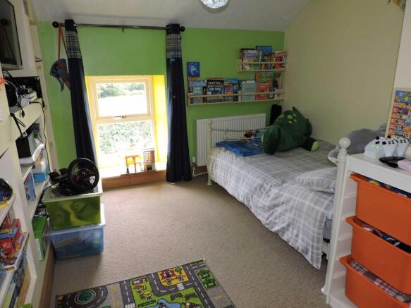 Photo 6