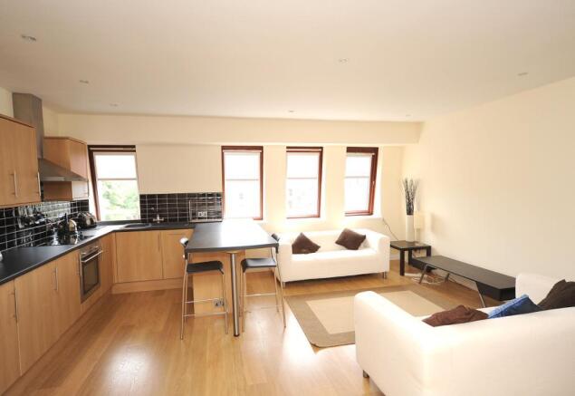 Lounge/Kitchen